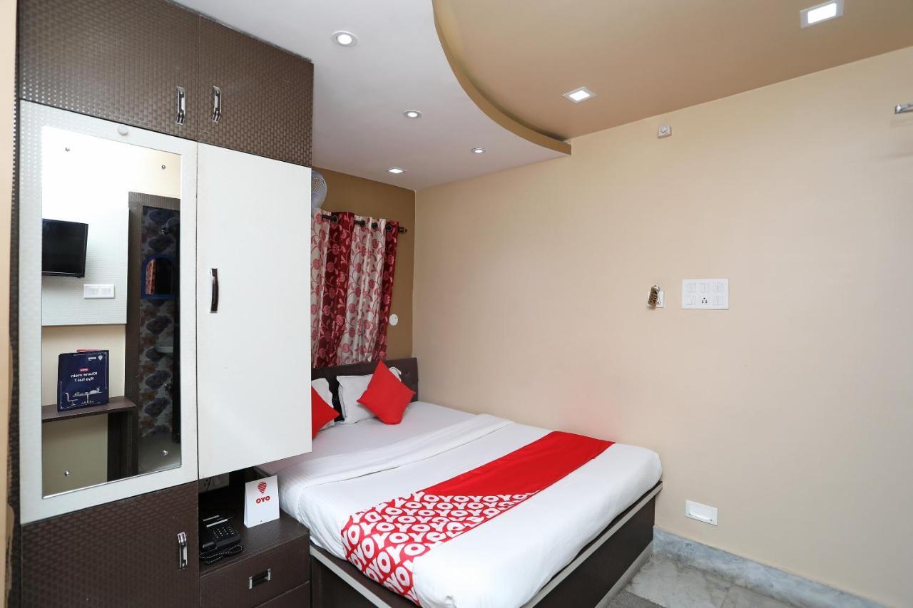 Oyo 9975 Hotel Asmeet Calcutta Buitenkant foto
