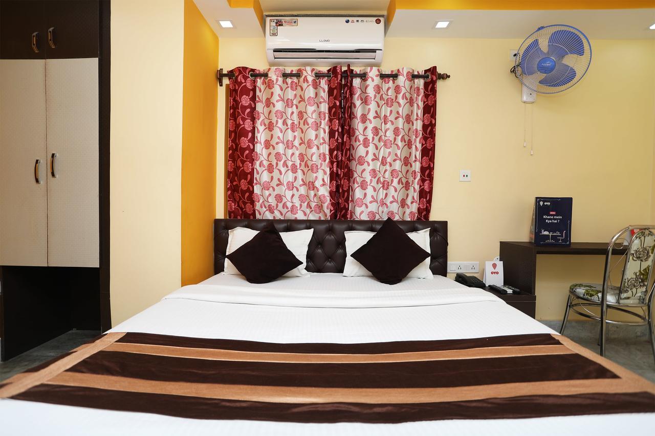 Oyo 9975 Hotel Asmeet Calcutta Buitenkant foto