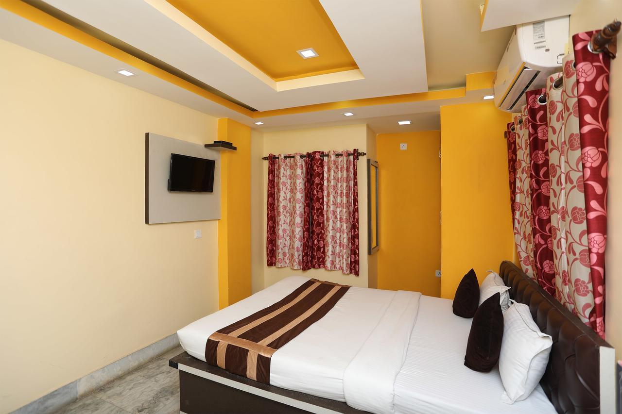 Oyo 9975 Hotel Asmeet Calcutta Buitenkant foto